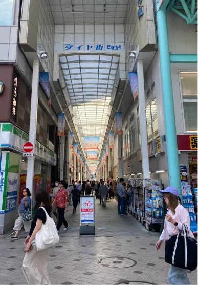 East ゾーンのアーケード
