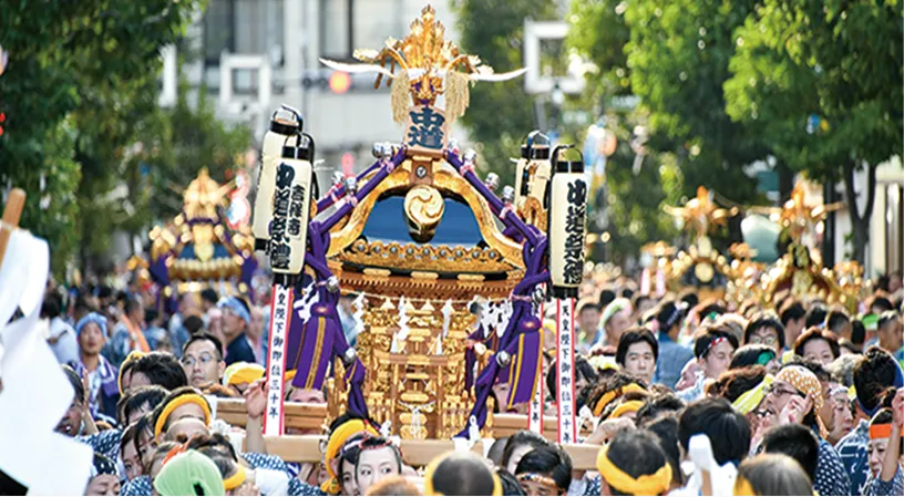 秋祭りの神輿